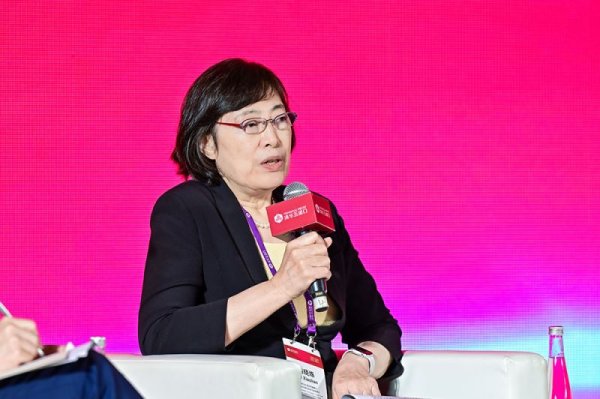 实盘配资炒股最新 进出口银行原董事长胡晓炼：美国制造业回流难度很大